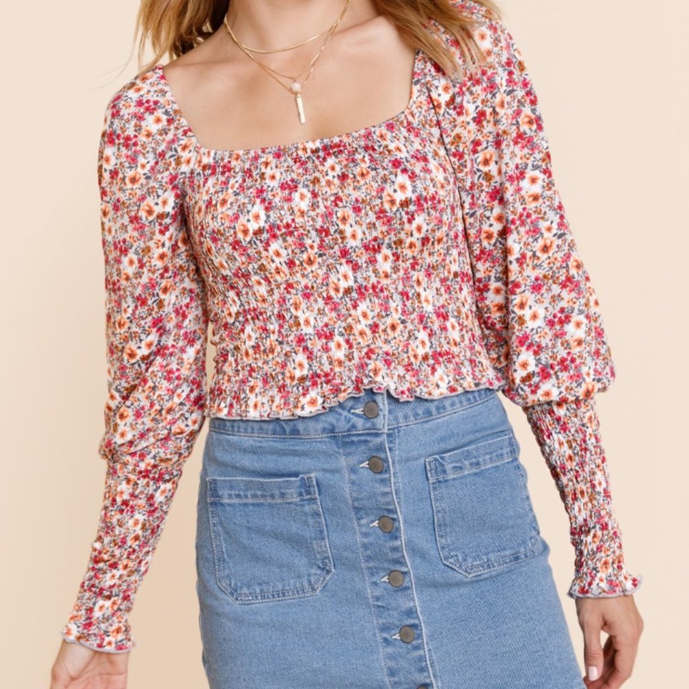 Francesca’s Mi Ami Floral Puff Sleeve Blouse Red White Size M